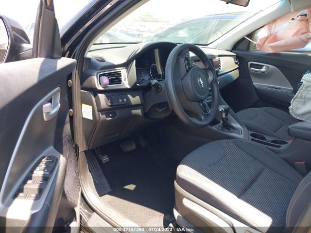 KNDCB3LC0K5301677 KIA NIRO LX
