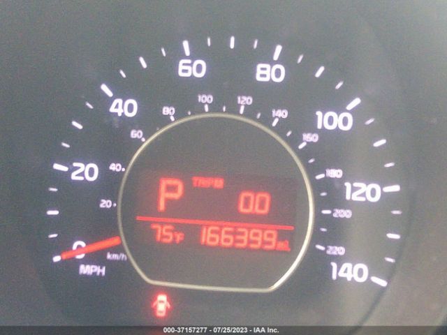 KNDJN2A21E7002680 KIA Soul Base