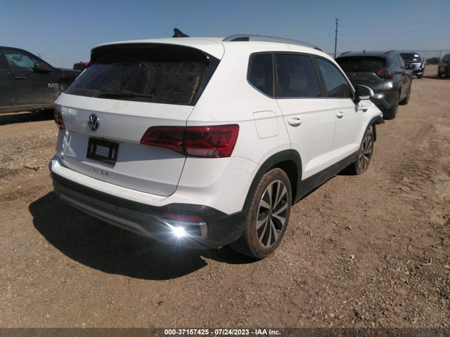 3VVRX7B24NM081911 Volkswagen TAOS SE