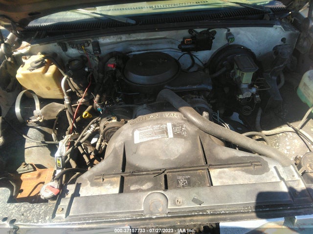 1994 CHEVROLET GMT-400 C1500 VIN: 1GCEC14Z1RZ270083