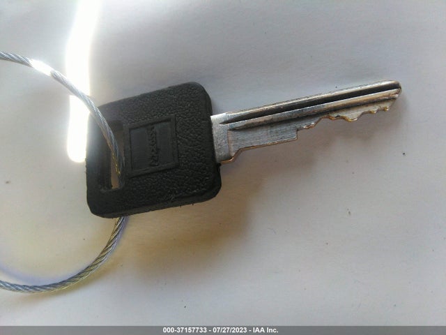 1994 CHEVROLET GMT-400 C1500 VIN: 1GCEC14Z1RZ270083