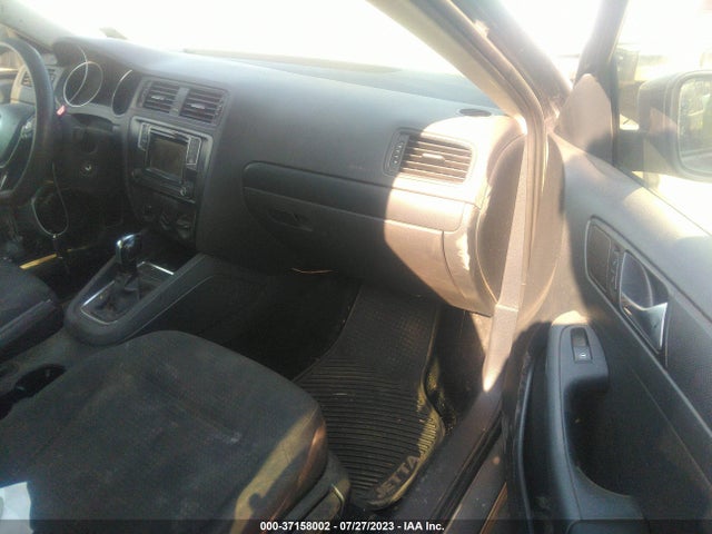 3VW267AJ3GM276300 Volkswagen Jetta Sedan 1.4t S