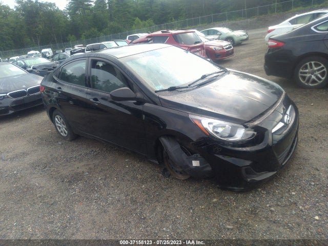 2013 HYUNDAI ACCENT GLS VIN: KMHCT4AE2DU564071