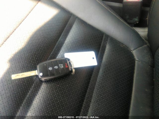 5XYPHDA51GG071818 KIA SORENTO EX