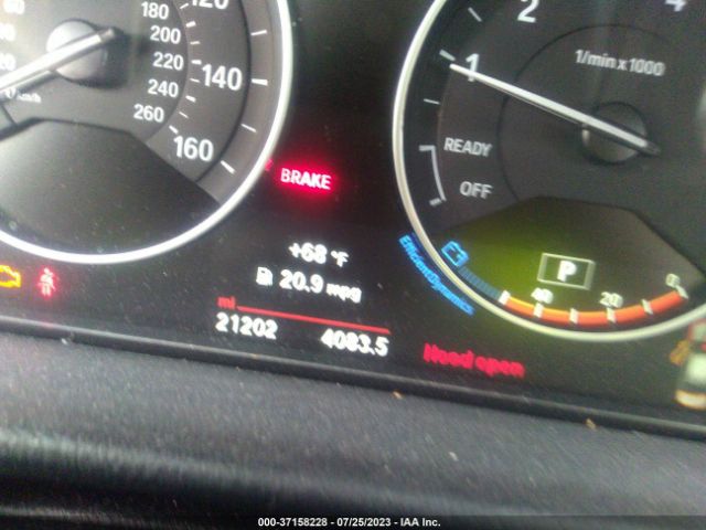 WBA8A3C56HK691296 BMW 3 Series 320i Xdrive