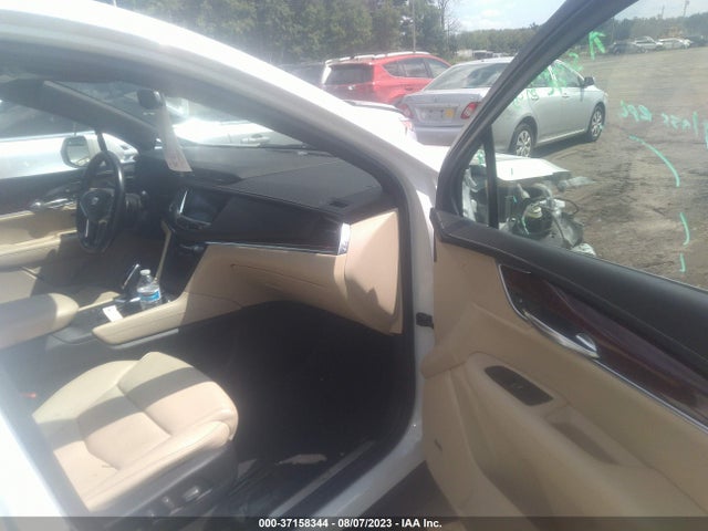 Cadillac XT5 LUXURY 2019 1GYKNDRS3KZ102696 Image 5