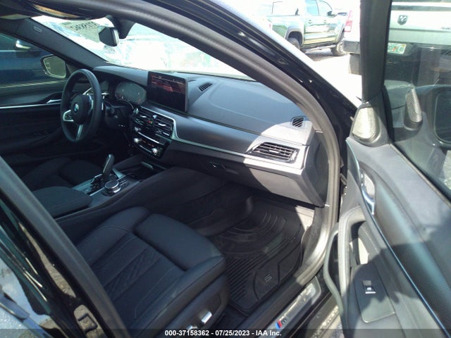 BMW 5 Series 530i 2023 аукцион фото