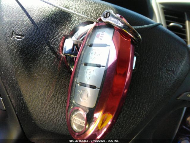 5N1DR2MN9KC615121 Nissan Pathfinder Sv