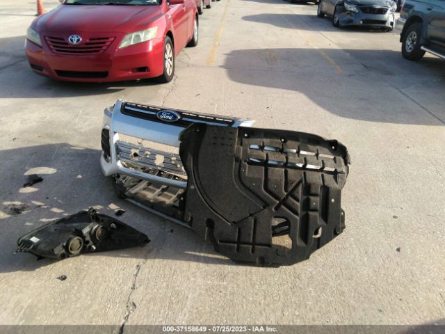 1FMCU0GX5FUA87797 Ford ESCAPE SE