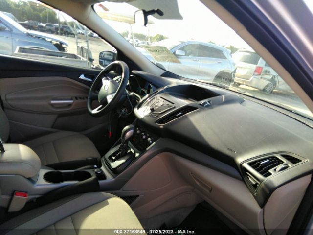 1FMCU0GX5FUA87797 Ford ESCAPE SE