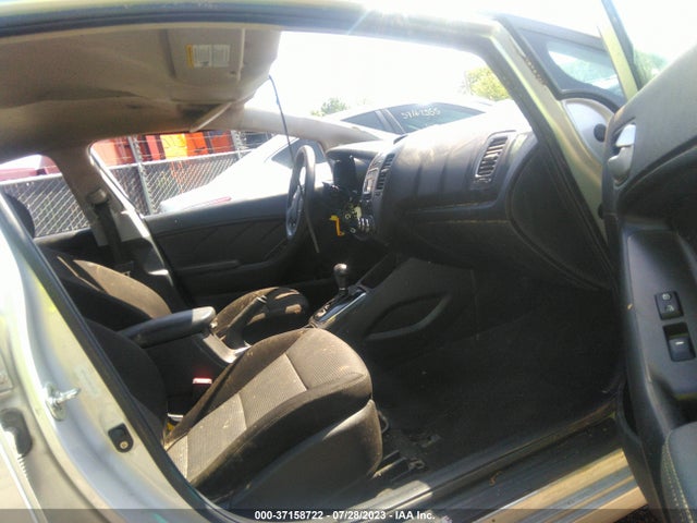 KIA FORTE LX 2017 3KPFK4A76HE144632 Image 5