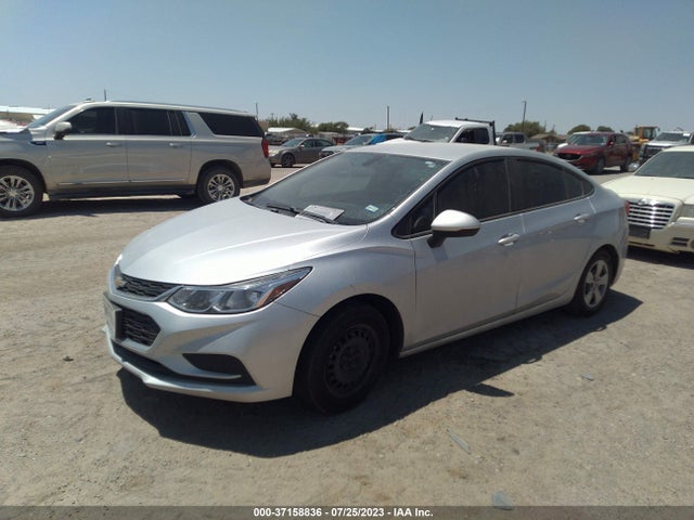 Chevrolet CRUZE LS 2017 1G1BC5SM6H7266602 Image 2