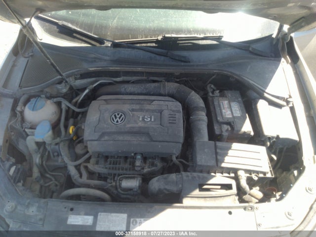 1VWAT7A31EC030317 Volkswagen Passat Wolfsburg Ed