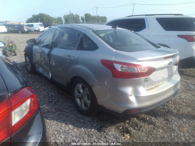 Ford FOCUS SE 2014 1FADP3F24EL351027 Image 3