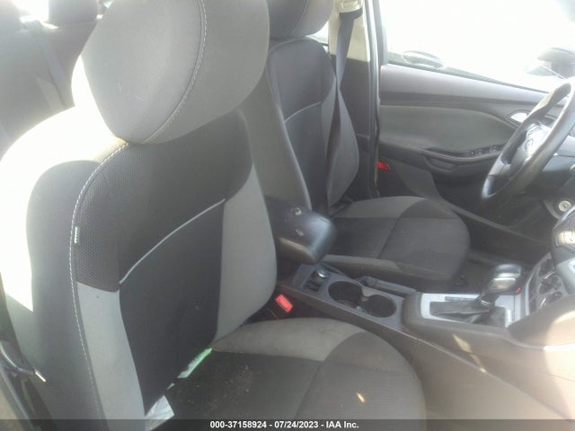 Ford FOCUS SE 2014 1FADP3F24EL351027 Image 5