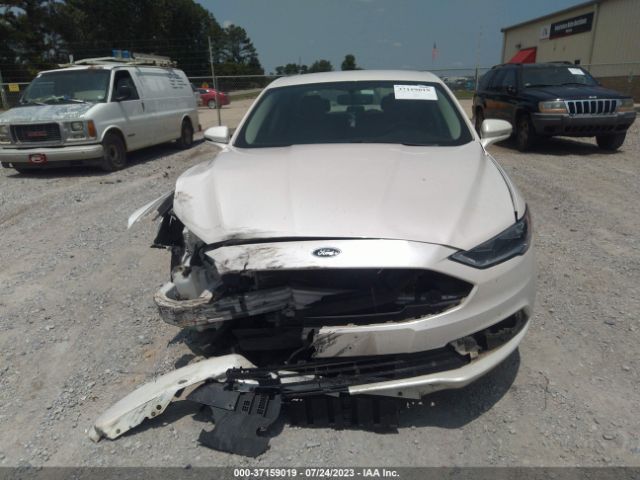 3FA6P0LU8JR119796 Ford Fusion Hybrid Se