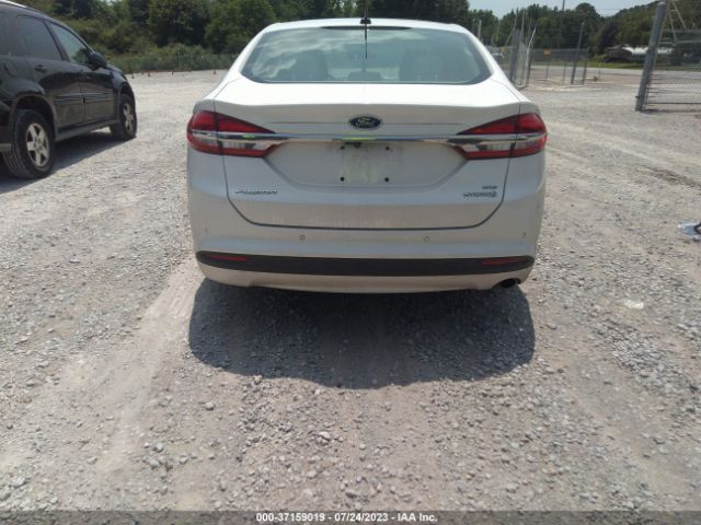 3FA6P0LU8JR119796 Ford Fusion Hybrid Se