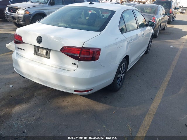 3VWB67AJ0JM212982 Volkswagen Jetta 1.4t