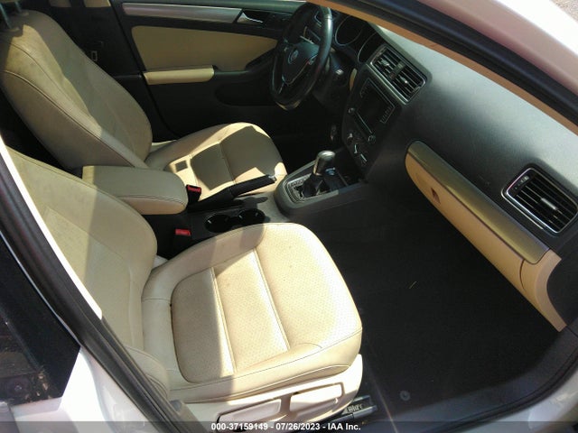 3VWDB7AJ7HM410506 Volkswagen Jetta 1.4t Se