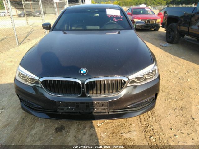 WBAJE7C31HG886964 BMW 5 Series 540i Xdrive