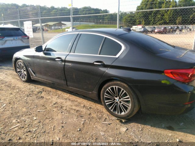 WBAJE7C31HG886964 BMW 5 Series 540i Xdrive