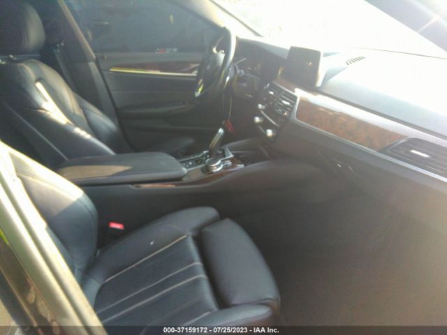WBAJE7C31HG886964 BMW 5 Series 540i Xdrive