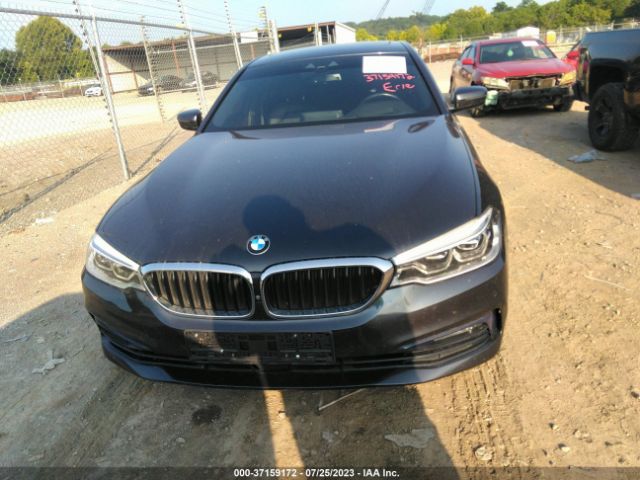 WBAJE7C31HG886964 BMW 5 Series 540i Xdrive