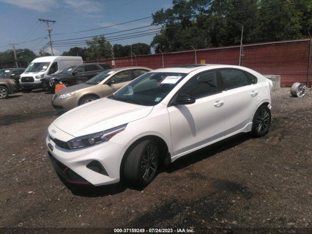 3KPF54AD2NE473286 KIA Forte Gt-line
