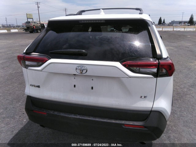 Toyota RAV4 LE 2019 JTMH1RFV1KJ006345 Image 8