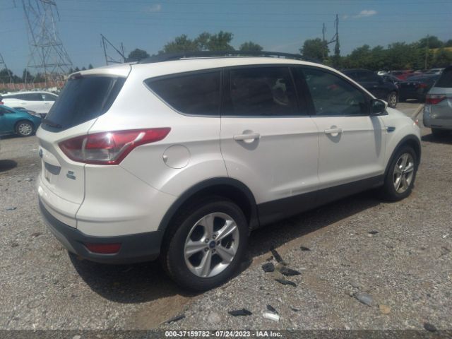 1FMCU9GX0FUA72788 Ford ESCAPE SE