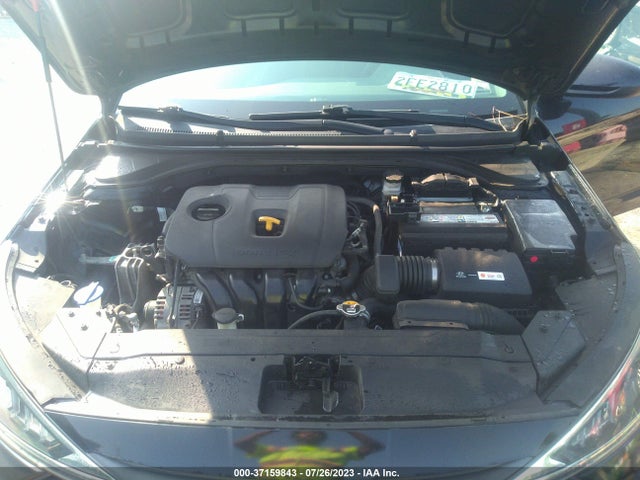 Hyundai ELANTRA SE 2019 5NPD74LF9KH467069 Image 10