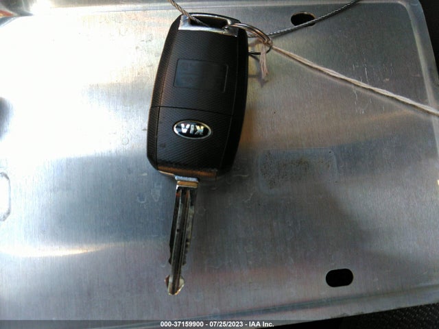 KIA FORTE LX 2017 3KPFK4A77HE066751 Image 11