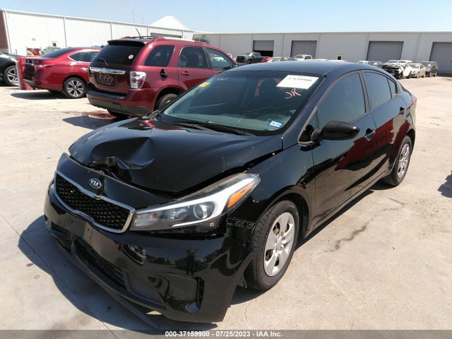 KIA FORTE LX 2017 3KPFK4A77HE066751 Image 2