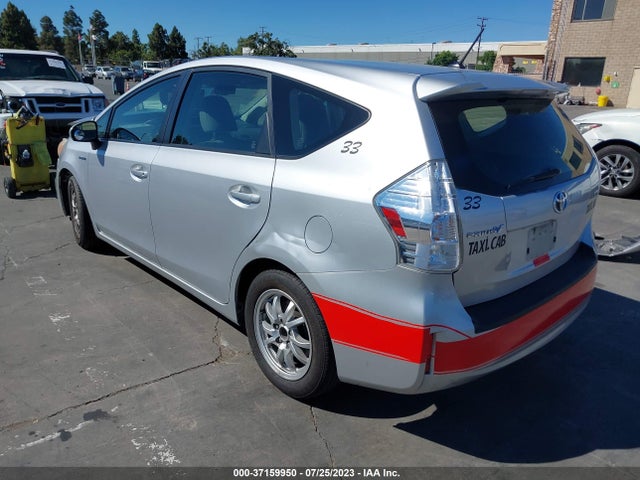 Toyota Prius V Two/three/five 2014 JTDZN3EU1E3331746 Image 3