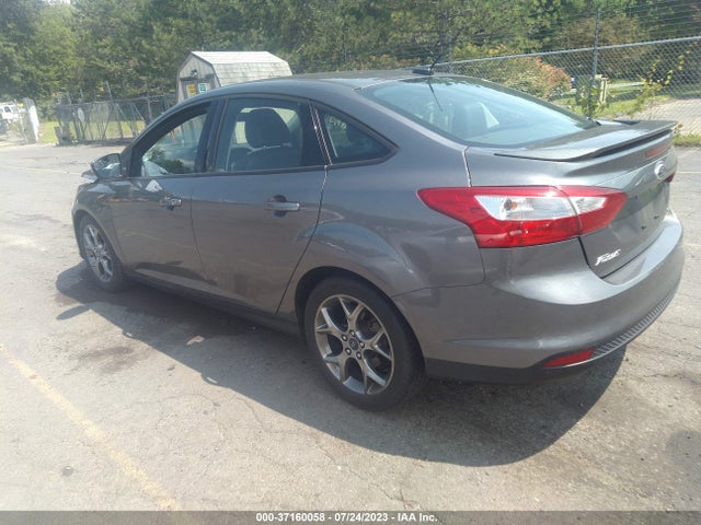 2014 FORD FOCUS SE VIN: 1FADP3F2XEL188125