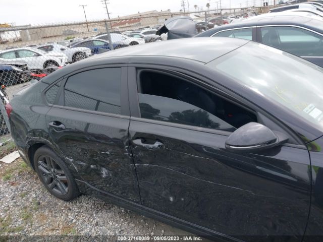 3KPF34AD1ME391599 KIA Forte Gt-line