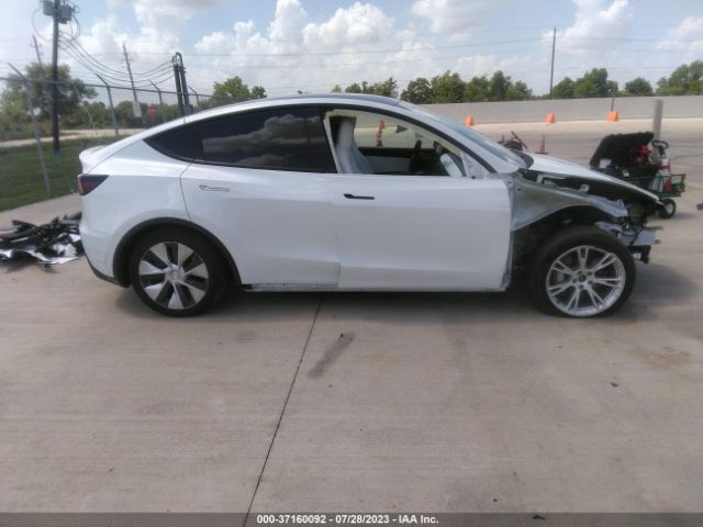 5YJYGDEE3MF090052 Tesla Model Y Long Range