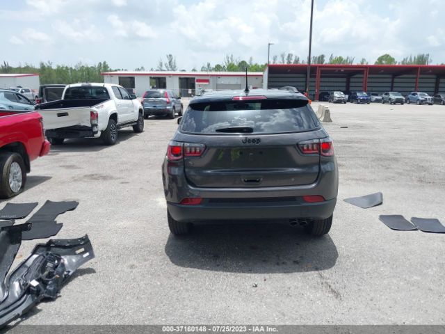 3C4NJCBB8MT538991 Jeep Compass Altitude