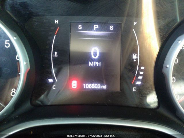 3C4NJCAB4JT272043 Jeep Compass Sport