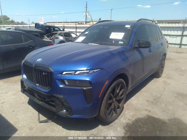 BMW X7 M60i 2023 аукцион фото