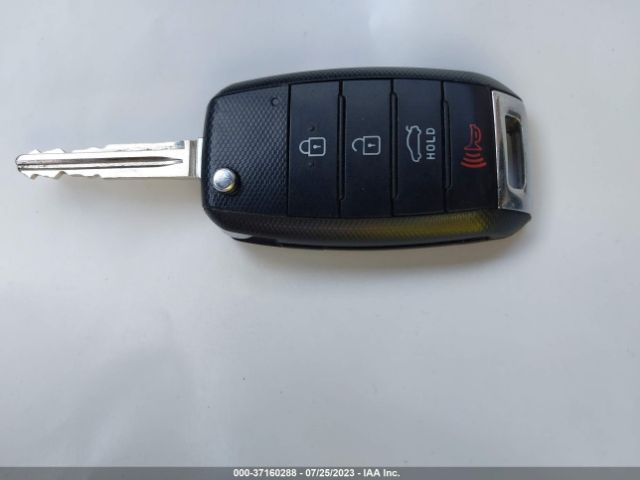 KNAFX4A69G5528839 KIA FORTE LX