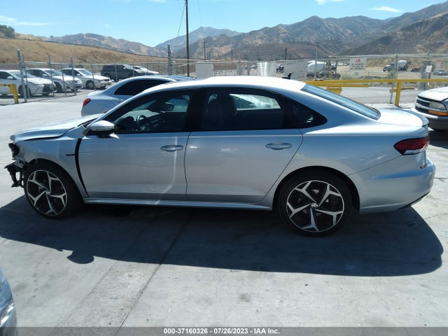 1VWMA7A38MC012639 Volkswagen Passat 2.0t R-line