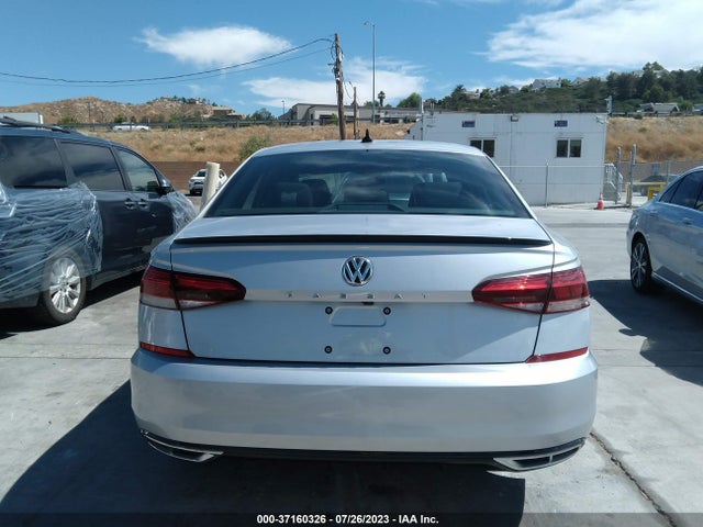 1VWMA7A38MC012639 Volkswagen Passat 2.0t R-line