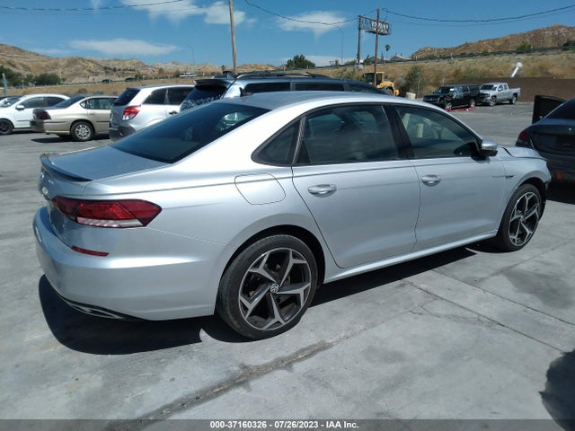 1VWMA7A38MC012639 Volkswagen Passat 2.0t R-line