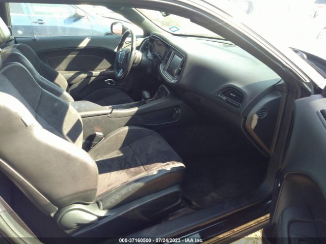2C3CDZJG3KH503803 Dodge Challenger Gt