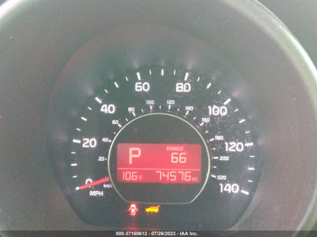 KNDJN2A22K7005762 KIA Soul Base