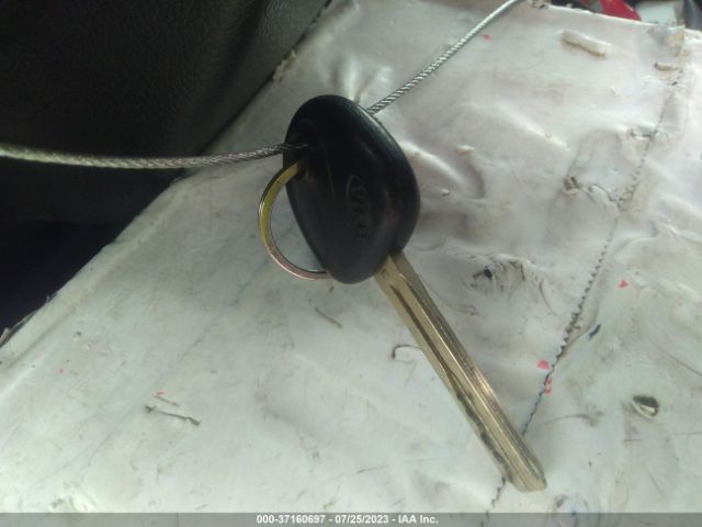 KNADM4A3XG6670245 KIA RIO LX