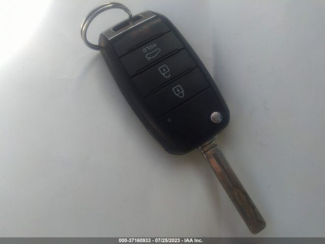 KNAGM4A73F5629136 KIA Optima Lx