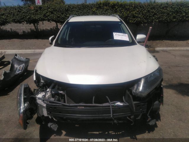 5N1AT2MTXFC775940 Nissan Rogue Sl