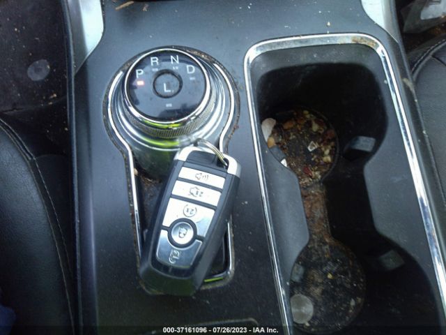 3FA6P0PU1HR275814 Ford Fusion Energi Se